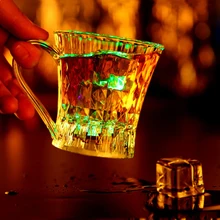 YANXIN мульти Цвет светодиодный чашки мигание изменения Цвет стакана воды индукции сверкающий светящийся свет вина Кофе бар вечерние оригинальная бутылка