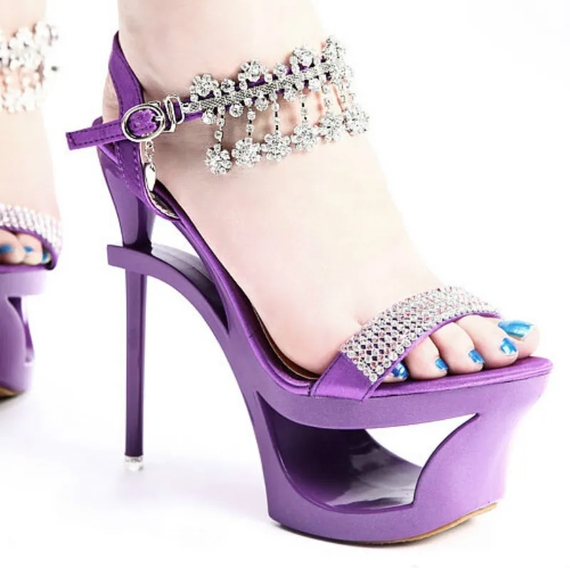 New Female waterproof high heeled sandals Fashion Rhinestone shoes Fish head hollow sandals