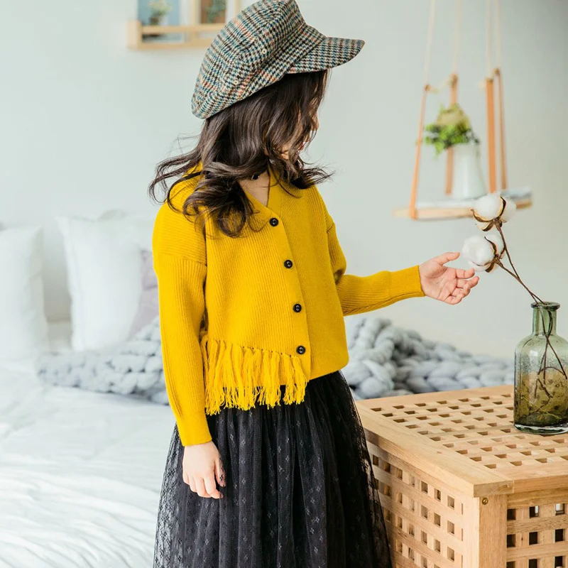 WOTTAGGA 2019 Spring Girls Fashion Knitted Cardigan Tassel Solid Toddler Sweater Girls V-neck New Arrivals