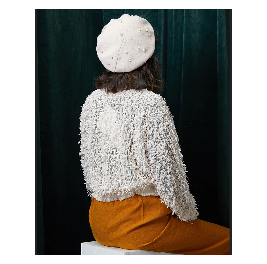 New Beret With Pearls For Woman In Autumn Winter Pure Wool Knitted Bead Pearl Cap Warm Girl Sweet Painter Ladies Hat Wholesale (6)