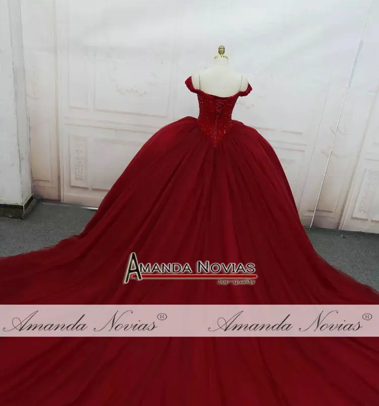 Abiti da sposa с открытыми плечами с коротким рукавом v-образным вырезом со стразами Хрустальное красное свадебное платье