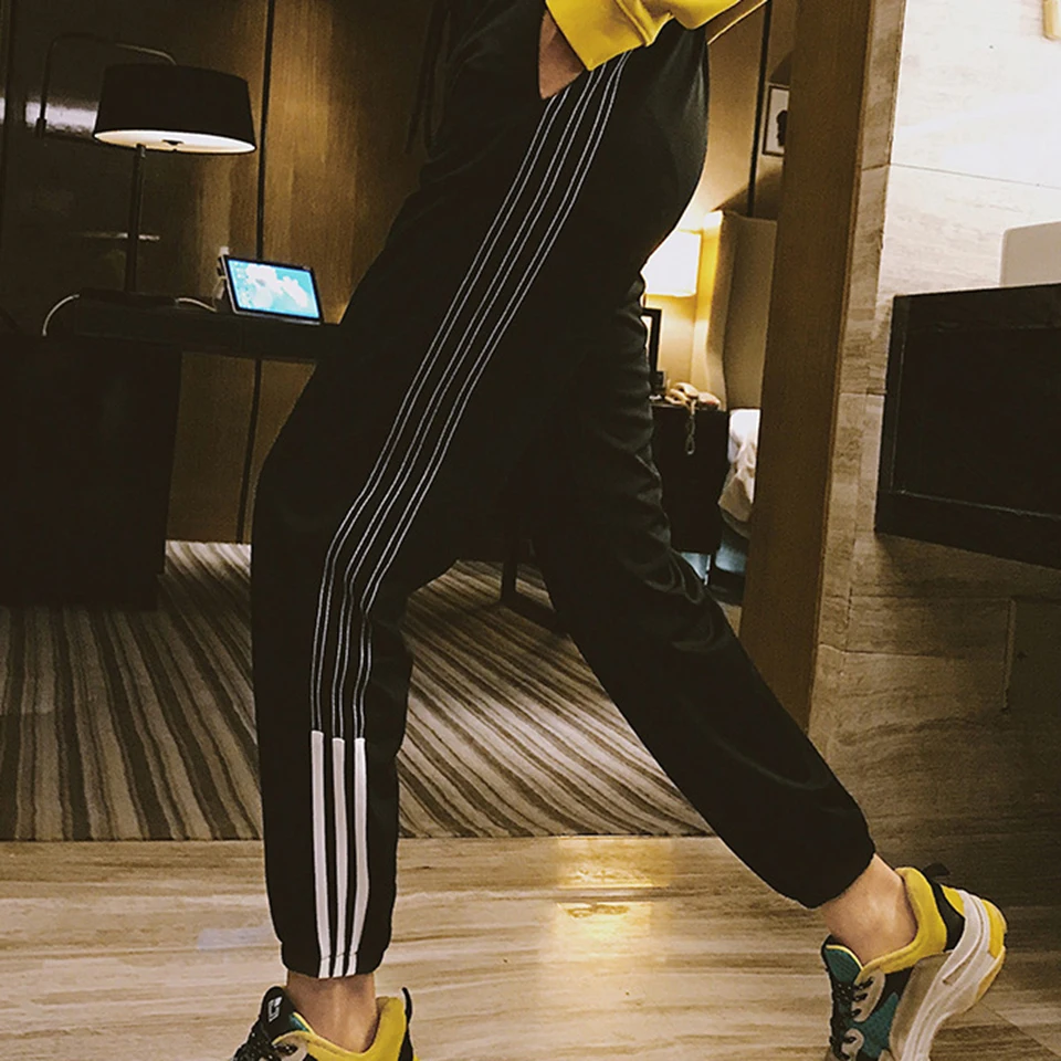 ZYFPGS 2019 Hot Sweatpants Purple Cropped Pants Lines Pants For Women Hip Hop Fashion Casual Loose Plus Size 4XL Young Z1118 ZYFPGS 2019 Hot Sweatpants Purple Cropped Pants Lines Pants For Women Hip Hop Fashion Casual Loose Plus Size 4XL Young Z1118