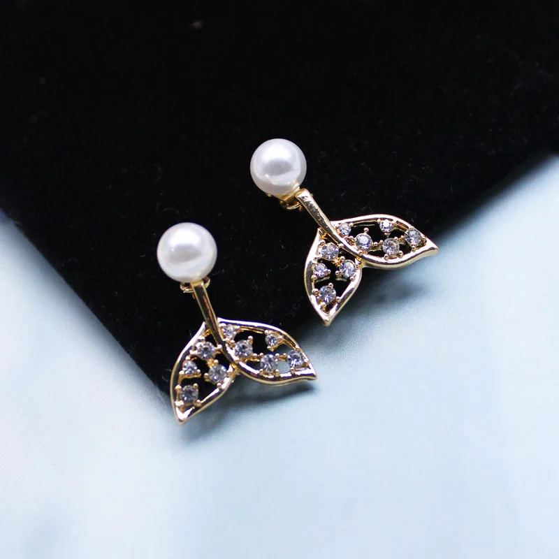 

new design fashion brand jewelry double simulated pearl stud earrings for women simple geometric earrings for Christmas gift
