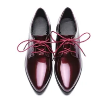 Новое поступление, весенние женские туфли на плоской подошве с острым носком туфли дерби в британском стиле женские туфли из лакированной кожи размеры 34-43