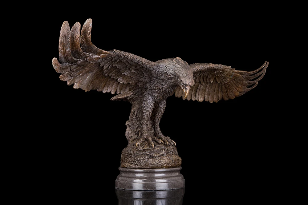 Бронзовая статуя орла в натуральную величину, скульптура, декор для внутреннего сада, фигурка животного, ястреб, высококачественные подарки