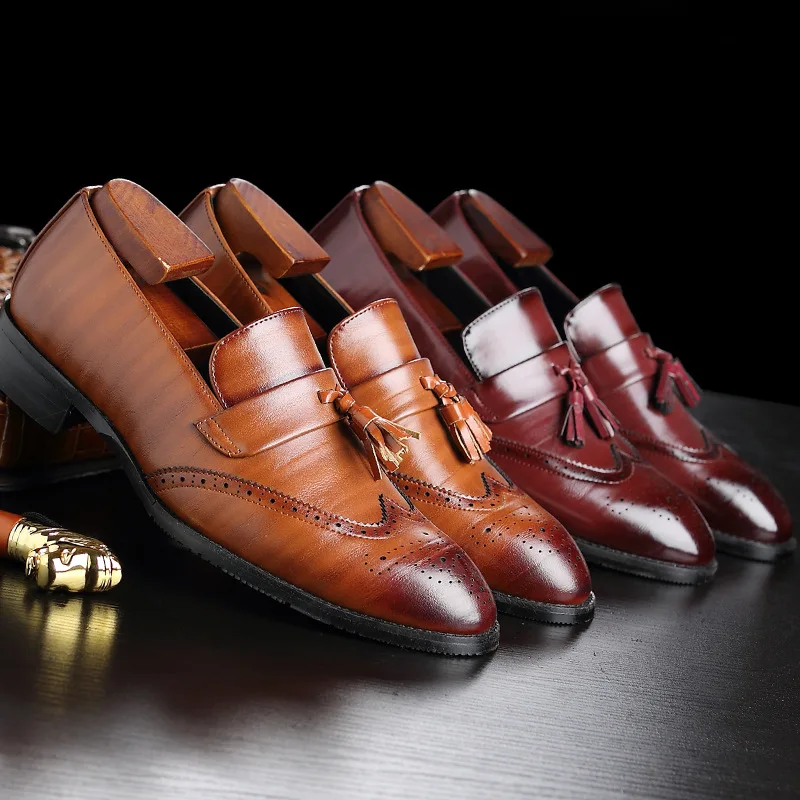 Мужские модельные туфли размера плюс 38-48; лоферы с кисточками в винтажном британском стиле из искусственной кожи; мужские свадебные туфли без застежки; Прямая поставка