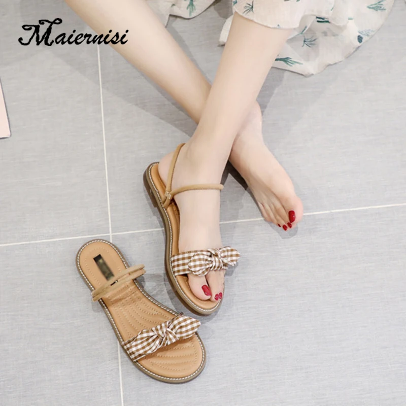 

MAIERNISI New Summer Women Flat Sandals Shoes Women Flat Outdoor Slippers Sandals Foot Ring Straps Shoes Plus Size 35-42