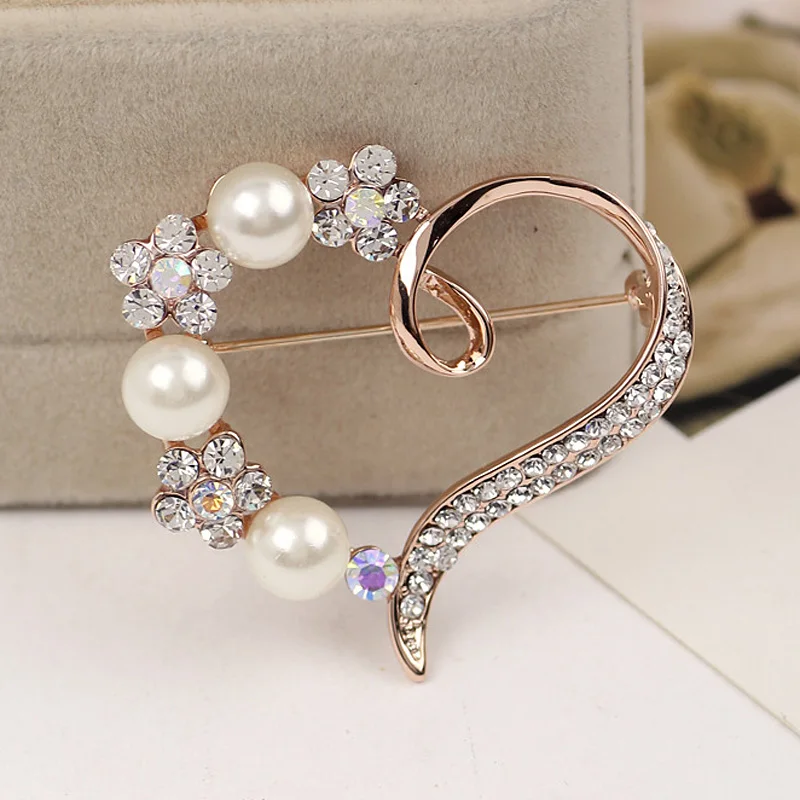 

Women Girls Gorgeous Heart Shape Shiny Cute Brooch Pin For Party Wedding CX17