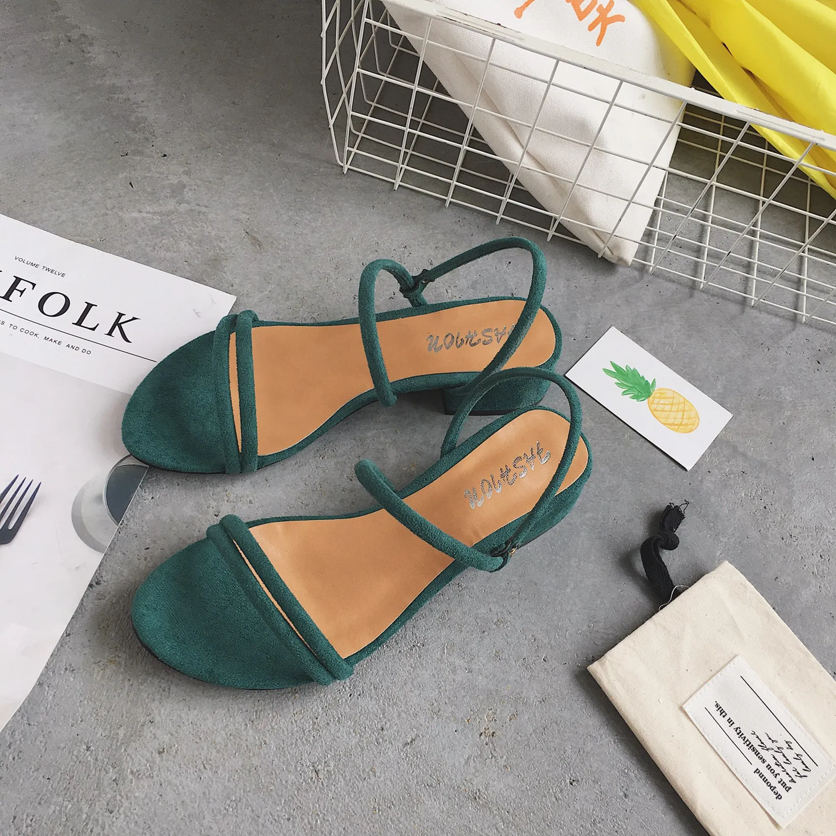 

New Flat outdoor slippers Sandals foot ring straps beaded Roman sandals fashion low slope with women's shoes low heel shoes x69