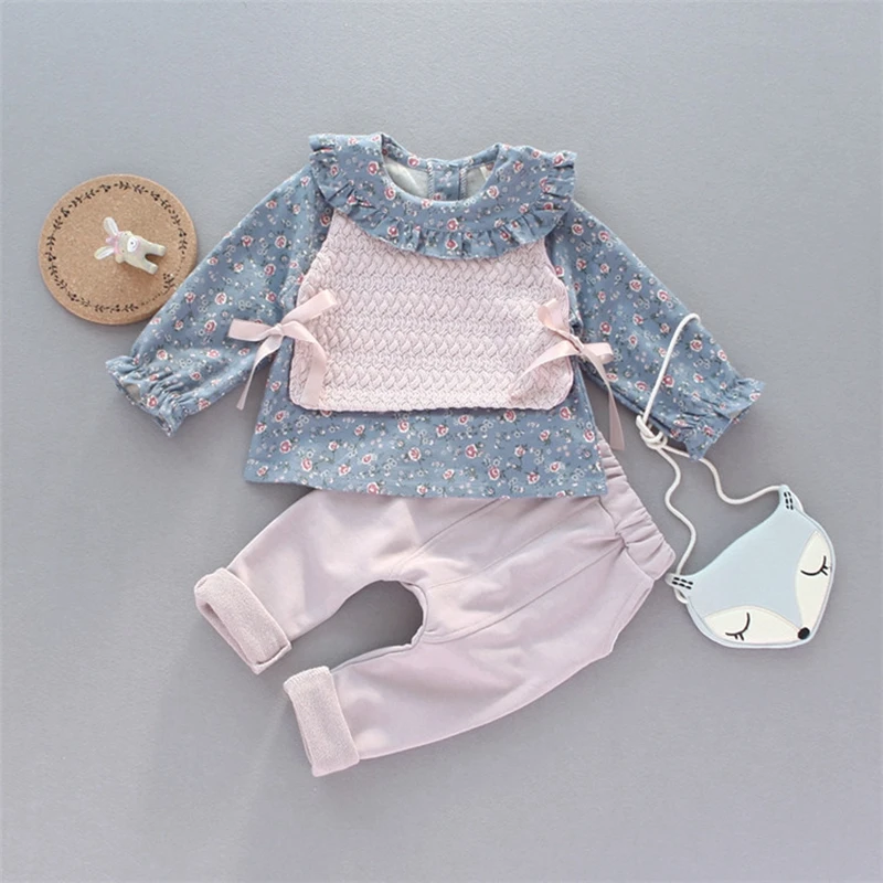 

Autumn Baby Girls Floral Print Blouse Tops + Waistcoat + Trousers Princess Clothing Sets Cotton Kids 2Pcs Suits conjunto menina