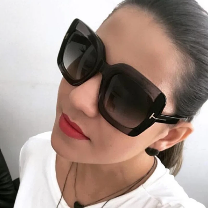 

REALSTAR New 2018 Fashion Brand TOM Sunglasses Women Designer Vintage Square Frame Sun Glasses Female Eyewear Shades Oculos S554