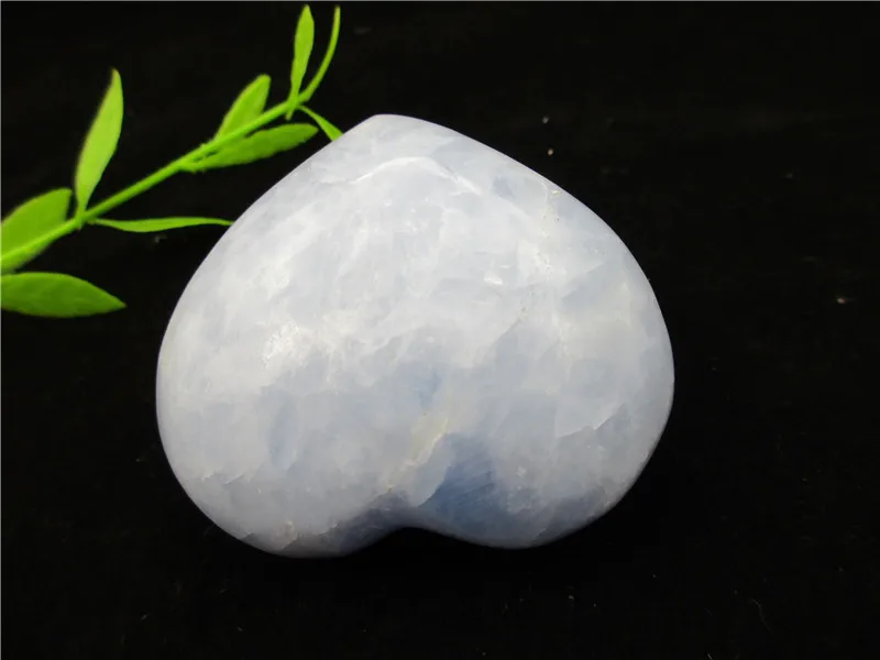 Natural Pretty Kyanite Heart Crystal Polished Heart Shaped Stone