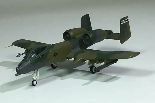 

1/200 A-10A "lightning" attack fighter model Ireland 511 TFS Collection model