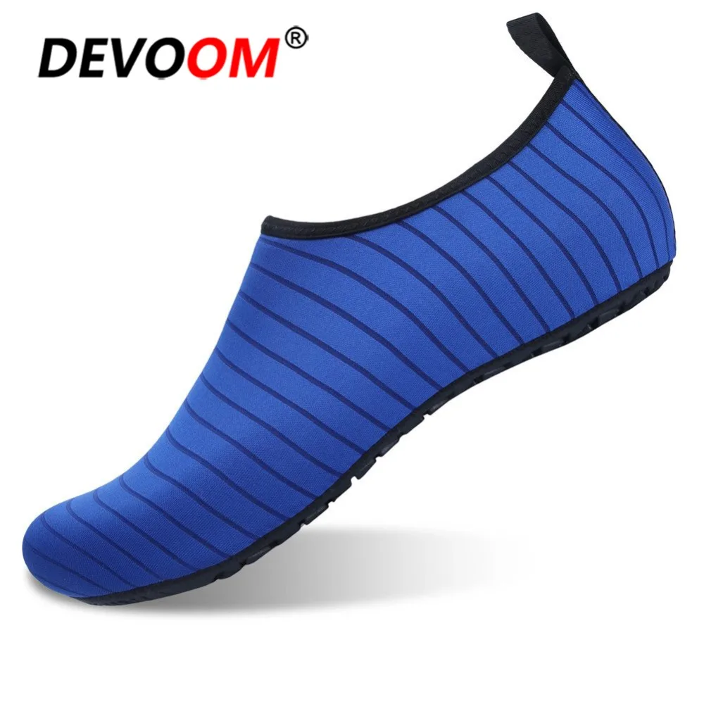 

2018 Swimming Shoes Outdoor Water Sport Shoes Beach Shoes Men and Women Unisex Lovers Indoor Yoga Fitness Sock Sneakers Big Size