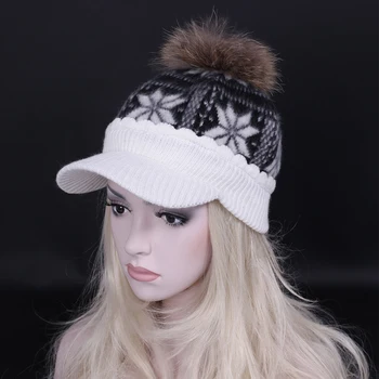 

Fashion design Visors Warm Autumn Winter Hats Stylish Casual Caps for Adult Woman Raccoon fur pompons decorative Hat