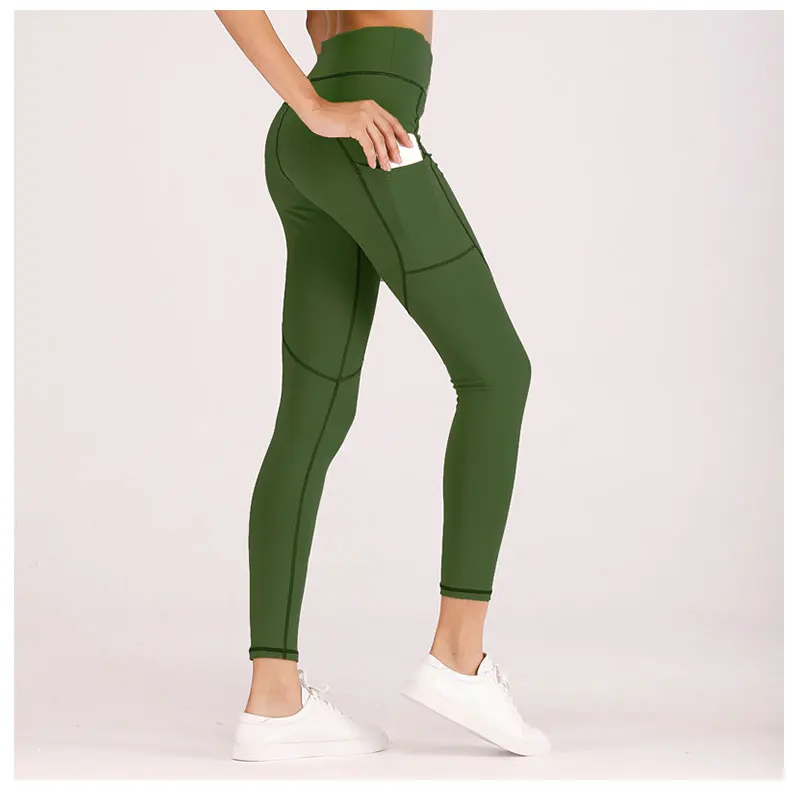 womman-sport-three-pants_09