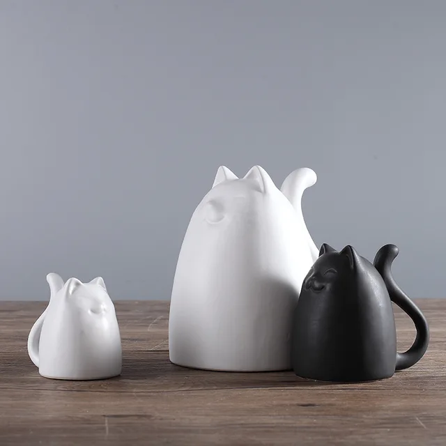 3pcs Set Black And White Ceramic Cats Figurine Animal Statue 3pcs Set Black And White Ceramic Cats Figurine Animal Statue Ornaments European Modern Craft Home