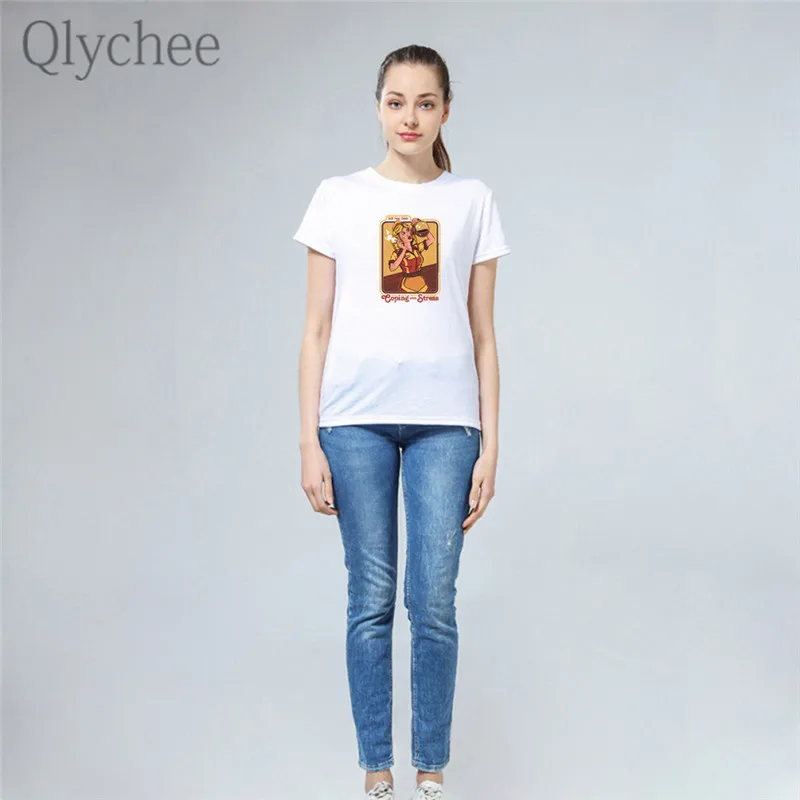 Женская футболка с надписью Qlychee Harajuku Devil белая коротким рукавом и вырезом