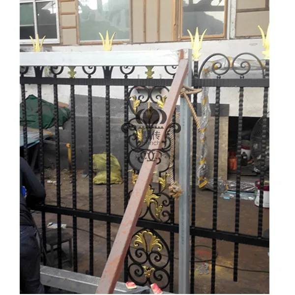 US $150.00 HENCH Garden Wrought Iron Fence 8x5 fencing shop fences movie cyclone fencing for sale