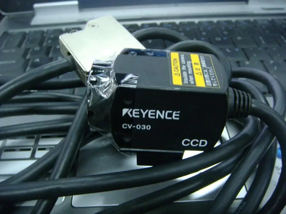 

[SA] Goods in stock KEYENCE Kean visual system camera CV-030 can be equipped with CV-300 kind