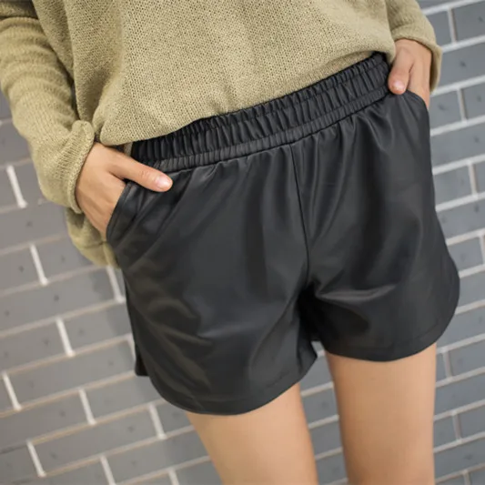

COWNINE New pu leather trousers in spring and summer, fashionable shorts in autumn and winter