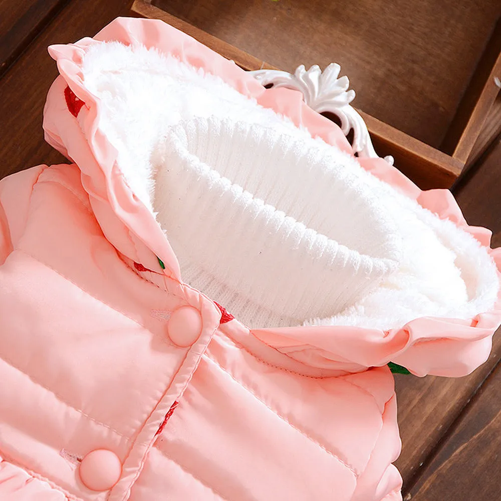 Милое весеннее Детское пальто осеннее детское зимнее милое хлопковое пальто с капюшоном и помпонами для маленьких девочек теплая куртка, верхняя одежда MJ1108