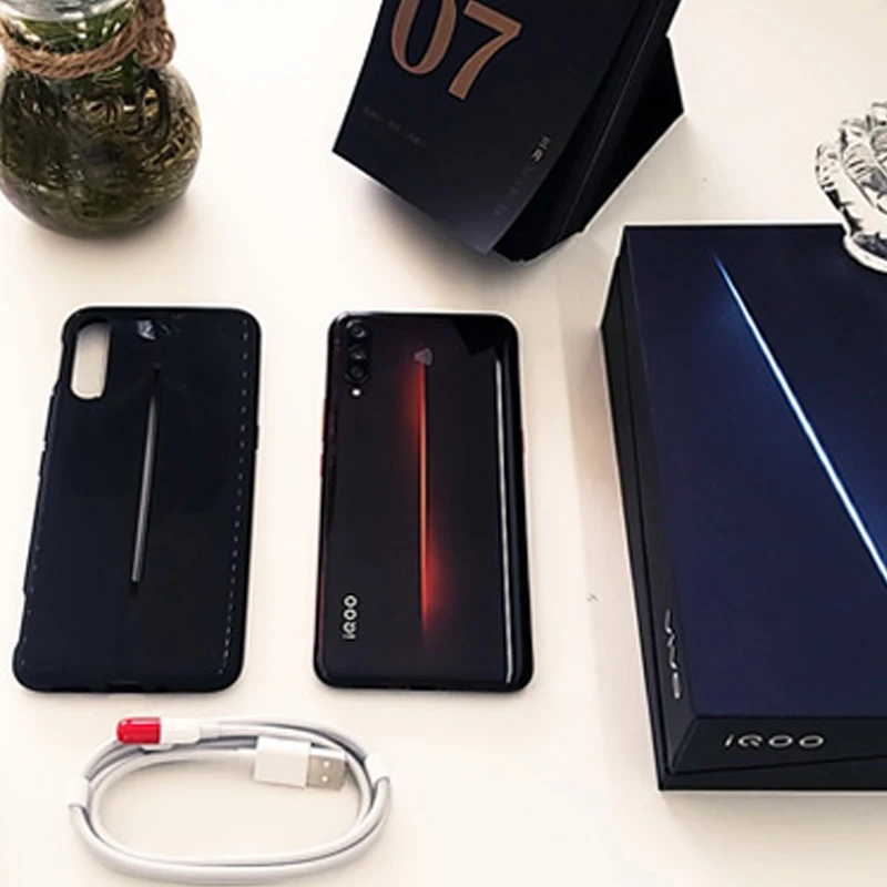 VIVO iQOO Android 9 мобильный телефон OTA обновление отпечатков пальцев ID Snapdragon 855 NFC тип-c 4000 мАч 44 Вт Быстрая зарядка 4D игровой мобильный телефон VIVO iQOO Android 9 мобильный телефон OTA обновление отпечатков пальцев ID Snapdragon 855 NFC тип-c 4000 мАч 44 Вт Быстрая зарядка 4D игровой мобильный телефон