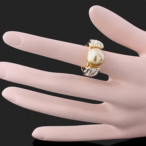 

825 big discount women ring New Design Gold Color Imitate Pearl With Crystals / Rhinestones Rings For Women Wedding Jewelry