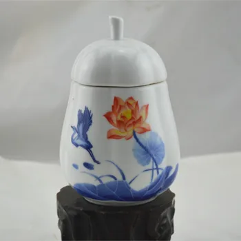 

Jingdezhen antique porcelain Moonstone blue and white lotus leaf tea pumpkin bottle map commodity ceramic collection