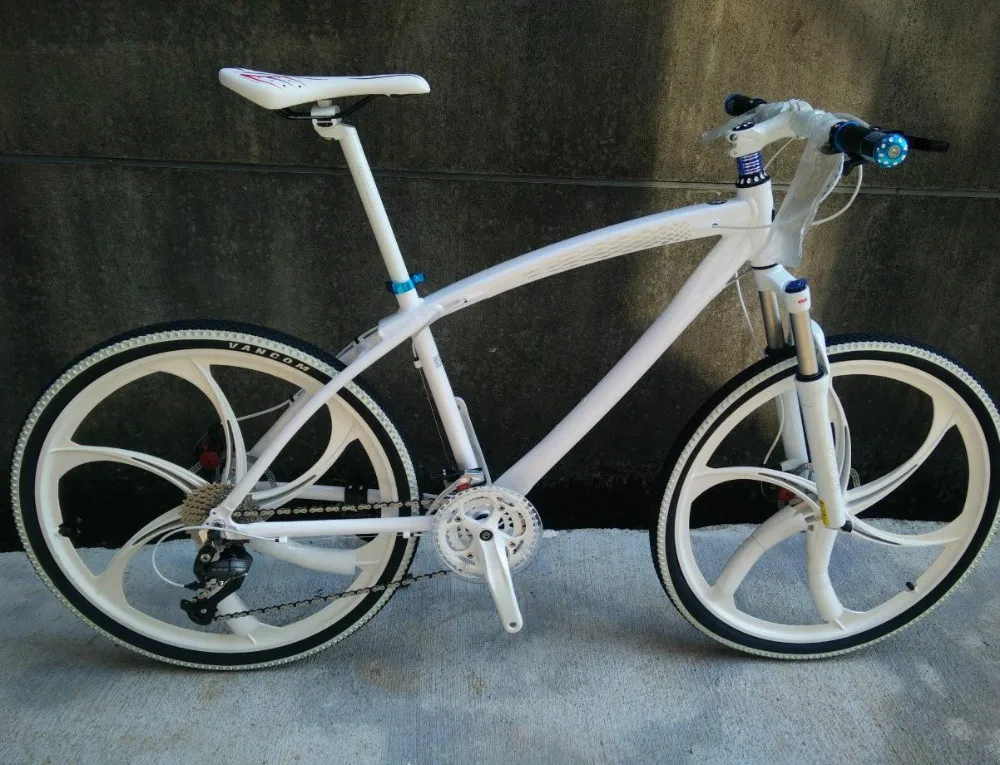 Clearance Hydraulic brakes  bicicleta mountain bike woman  26er  bikes alloy   26*17 inch  21/24/27/30 speed   26er  Disc brakes 2