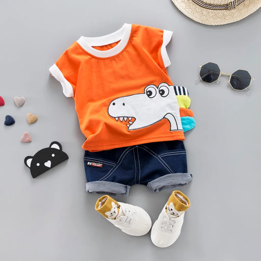 Новая одежда для маленьких девочек Футболка с рисунком для маленьких мальчиков топы, джинсы короткие комплекты из 2 предметов комплекты