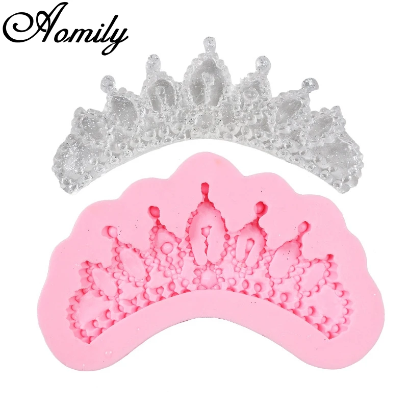 

Aomily 3D Crown Silicone Mold DIY Cake Cutter Sugar Craft Tiara Fondant Icing Cutting Cake Cookies Tool for Decoration Baking