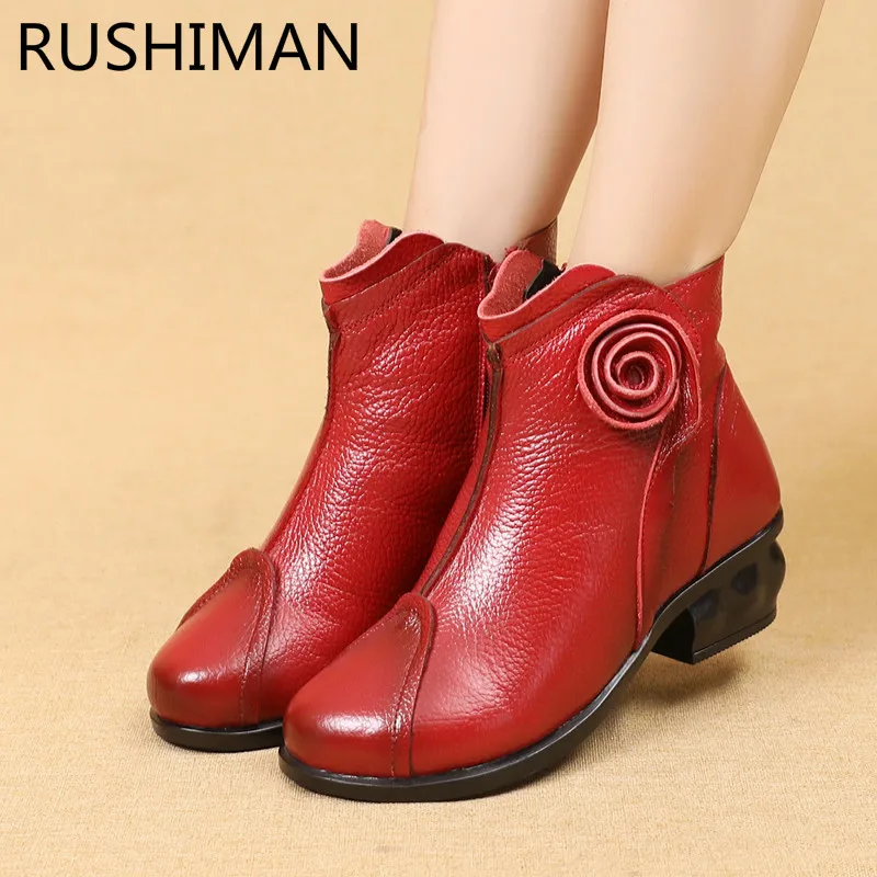 

RUSHIMAN 18 winter new folk-style leather boots anti-skid, flat-soled velvety mother's shoes with low heel and middle-aged boots