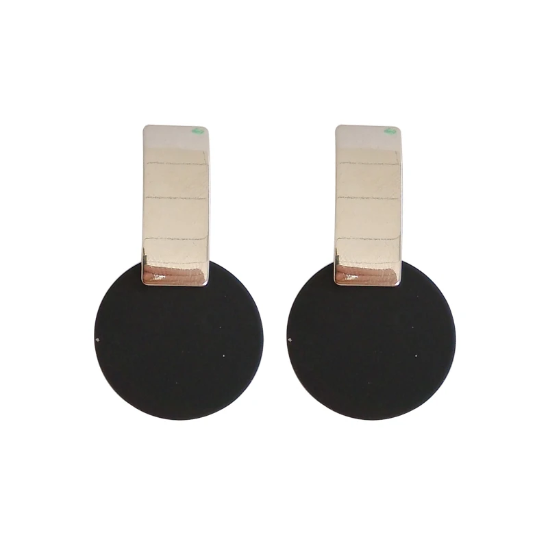 

Europe and the United States original design metal minimalist earrings temperament female ear nail geometry small stud earrings