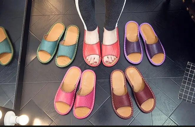 

Men slipper 2018 20 8 red purple black colorful Men outdoor trendy Men Shoes Top Quality Free shipping