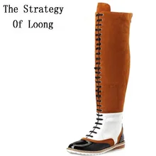 Новые женские зимние ботинки с высоким голенищем с круглым носком на плоской подошве соединенные из лоскутков модные сапоги выше колена из нубука на квадратном каблуке большой размер 42 43