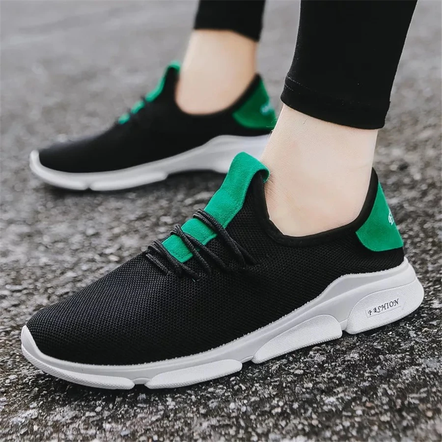 

DEWBEST Men Sneakers 2019 New Arrivals Sneakers Mesh Breathable Sports Shoes Outdoor Male Walking Shoes Men Sapatilhas Homem