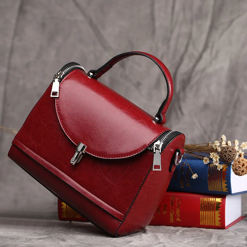 

Brand Genuine Leather Women Shoulder Bags Real Cow Leather Handbag Famous Design Crossbody Bag Vintage Bags Tote Flap Lock Bag