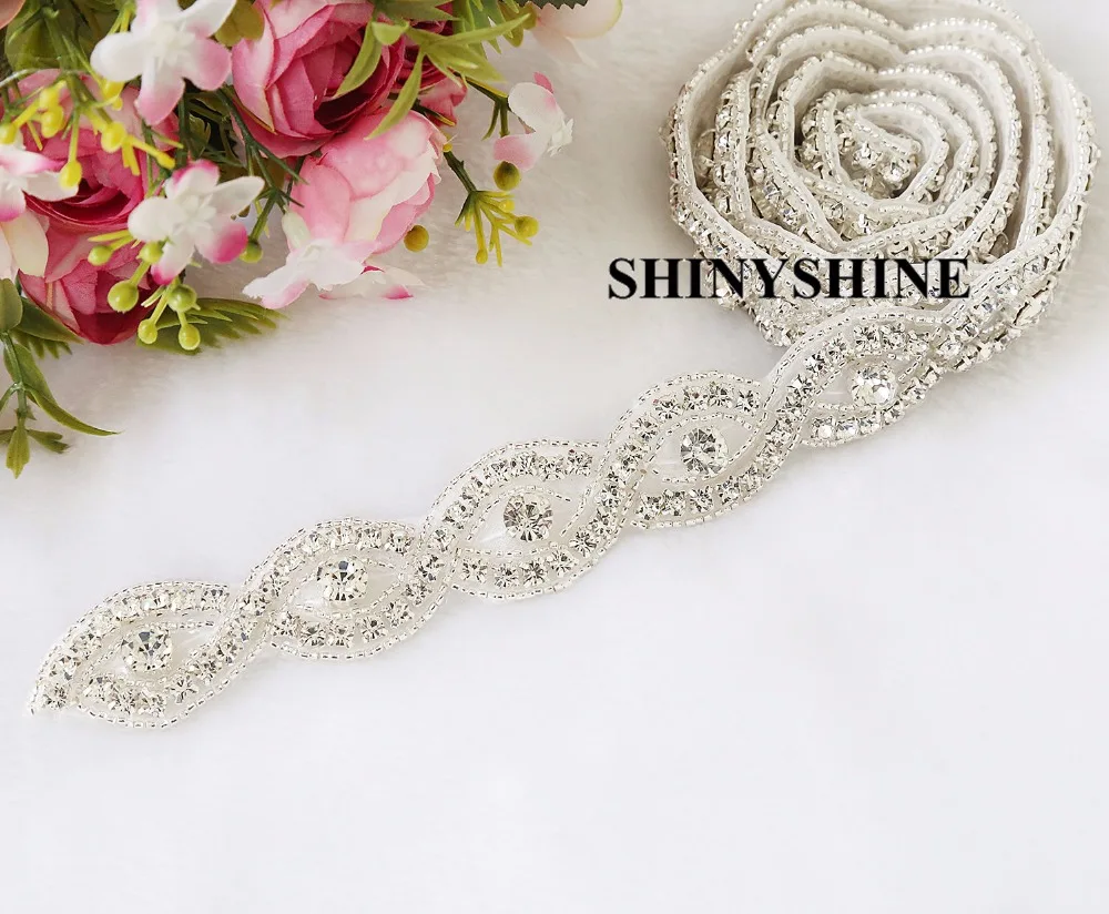 Rhinestone Applique Trim 347