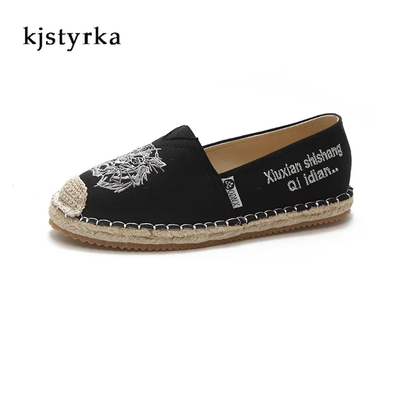 Kjstyrka/ г. модные удобные женские лоферы на плоской подошве с вышивкой тигра, из конопли, весна-осень, sapato feminino - Цвет: Черный