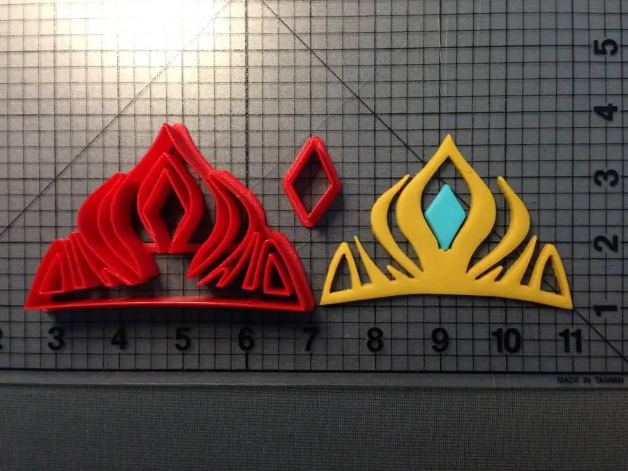 Frozen-Princess-Crown-Cookie-Cutter-Set-e1418941704127