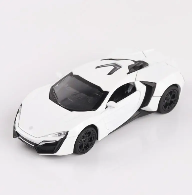 1/32 Diecasts & Toy Vehicles the fast and Furious Lykan модель автомобиля со звуком и светильник