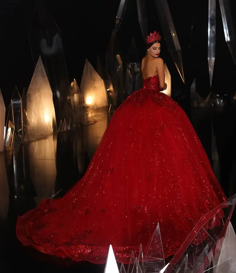 350$ red wedding dress (3)