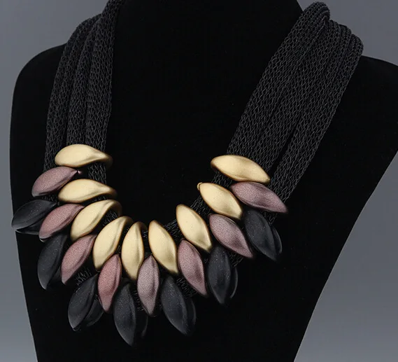 

Ahmed Jewelry Brand Statement Necklace Women Geometric Woven Hand necklaces & pendants mesh short Necklace wholesale Gift