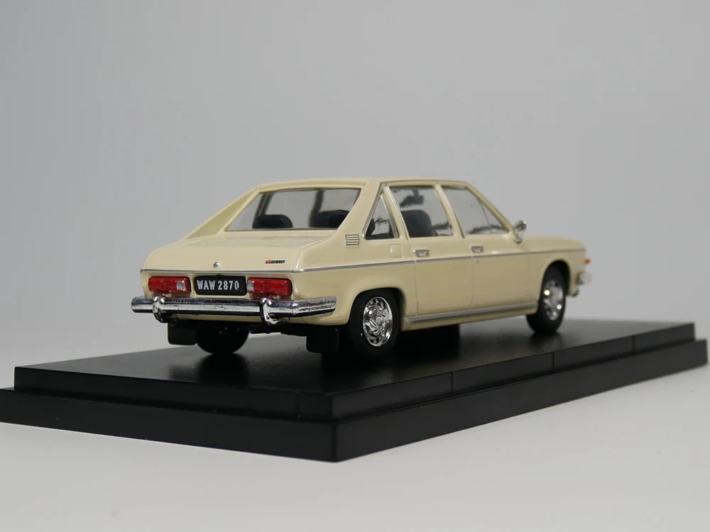 Ixo 1:43 TATRA 613 литая под давлением модель автомобиля