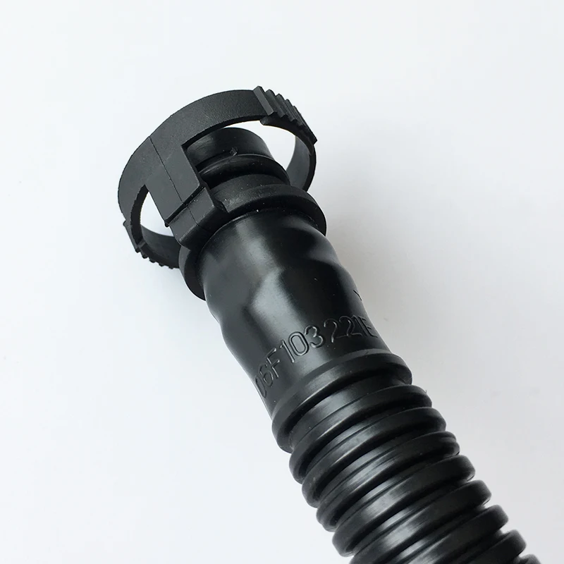 06F 103 221 E-5
