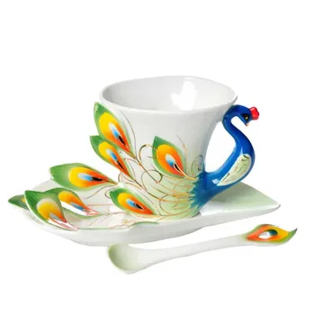 

Creative 3D Enamel Peacock Coffee Cup Set Hand Crafted Porcelain with Saucer And Spoon Present Ceramicl Water Tea Cup DA