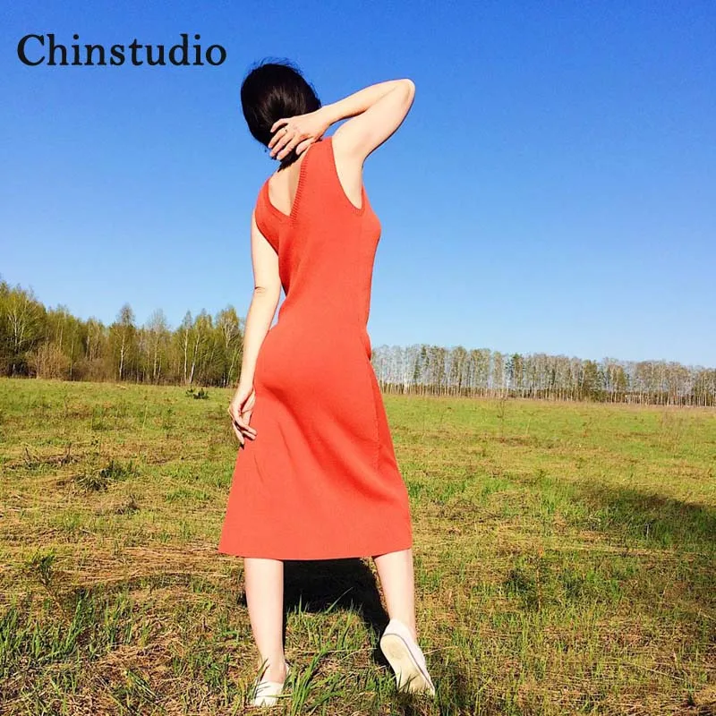 Chinstudio Slim V-Neck Sleeveless Knit Midi Pullov...