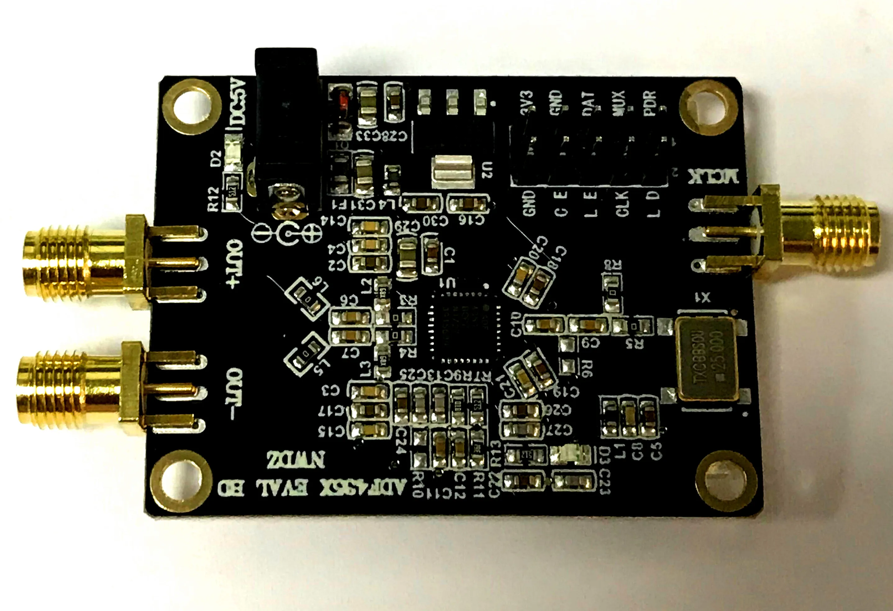 

ADF4351 ADF4350 Development Board 35M-4.4G Signal Source Phase Locked Loop