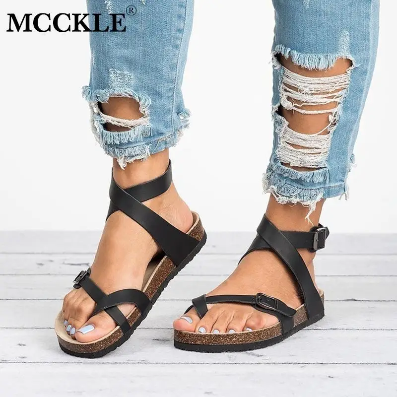 

Summer Women Thong Sandals Gladiator Cross Ankle Strap Sandals Platform Metal Buckle Flats Ladies Beach Shoes Plus Size 35-44